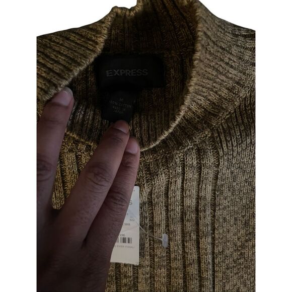 EXPRESS TURTLENECK SWEATER - Picture 3 of 5